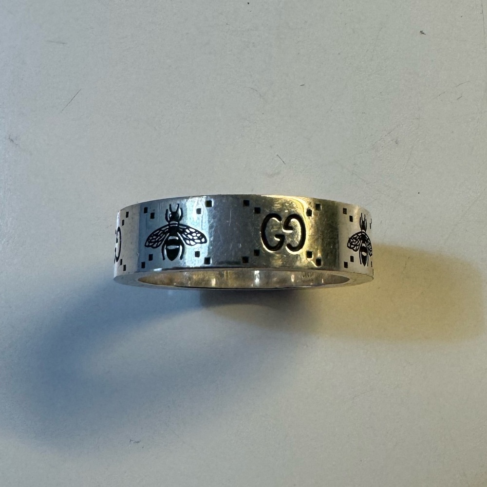 GUCCI GG AND BEE ENGRAVED RING - SIZE 21 FULL SET - Picture 5 of 7